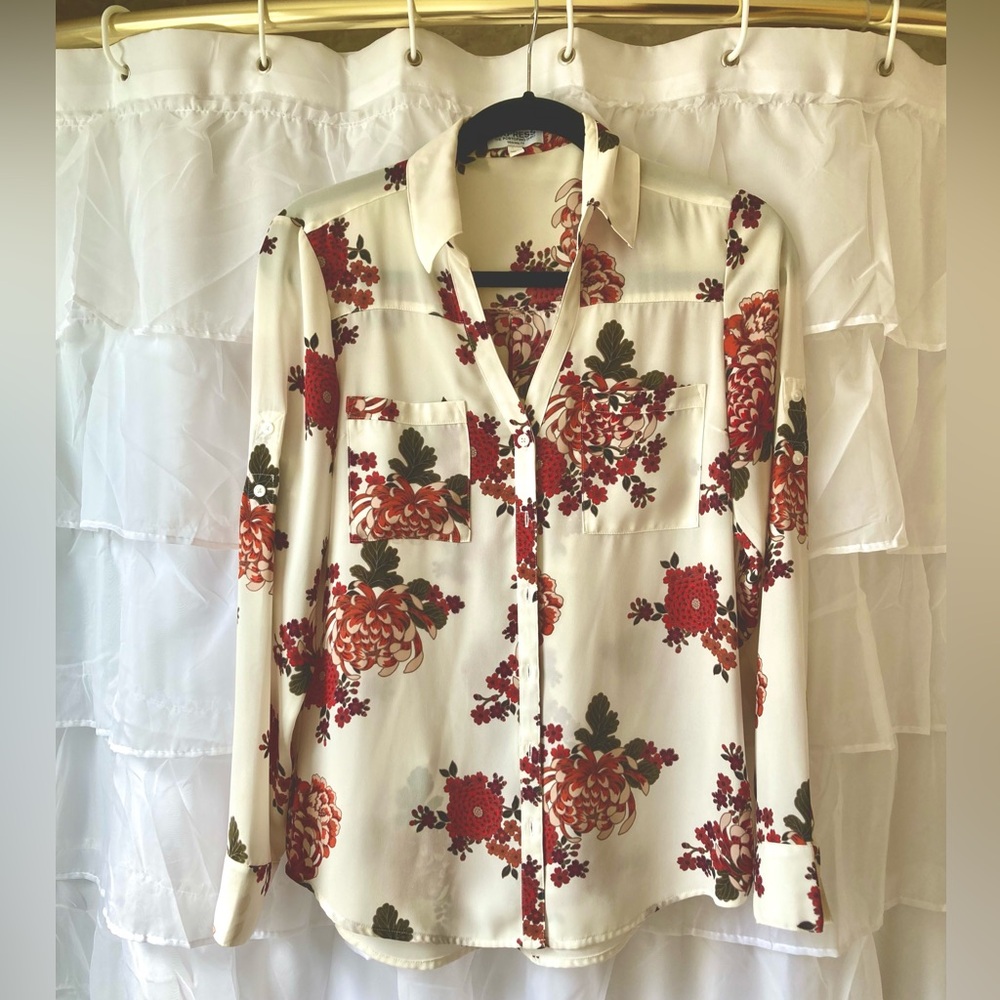 Express floral blouse woman’s size S
